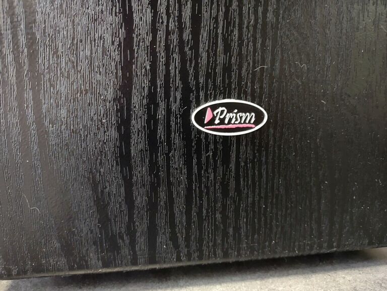 kolumny-prism-tornado-pudlo-stan-uzywany