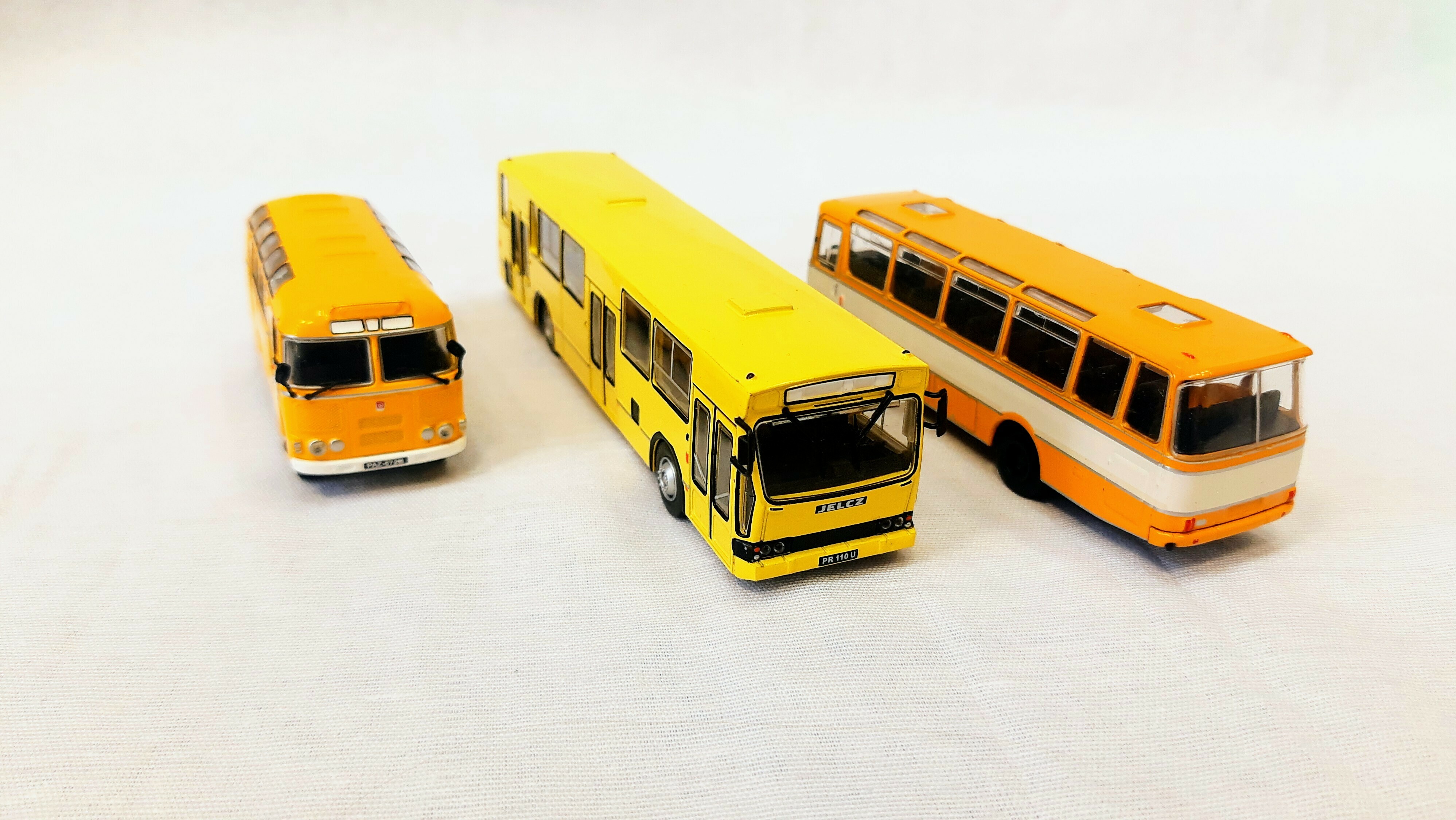 kolekcjnerskie-kutowe-autobusy-prl-u-stan-uzywany