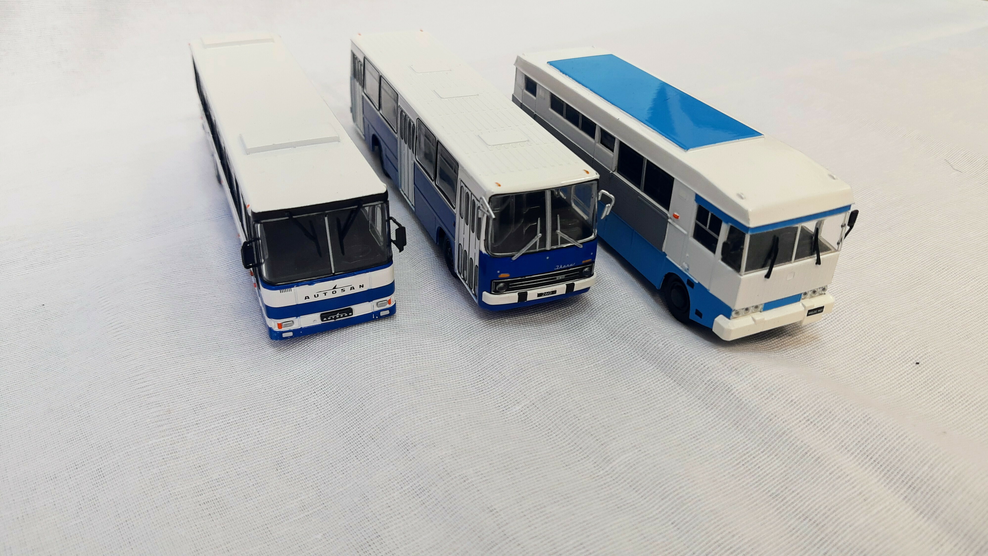 kolekcjnerskie-kutowe-autobusy-prl-u-niedurnego-4301-ruda-slaska