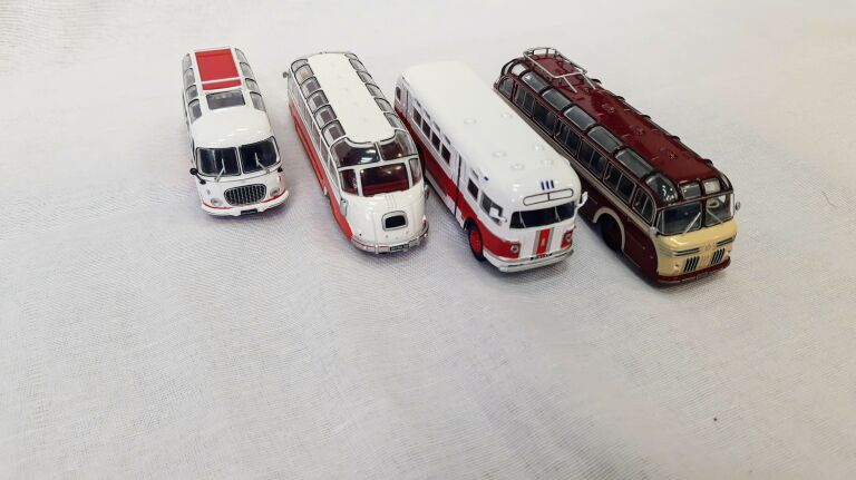 kolekcjnerskie-kutowe-autobusy-prl-u-stan-uzywany