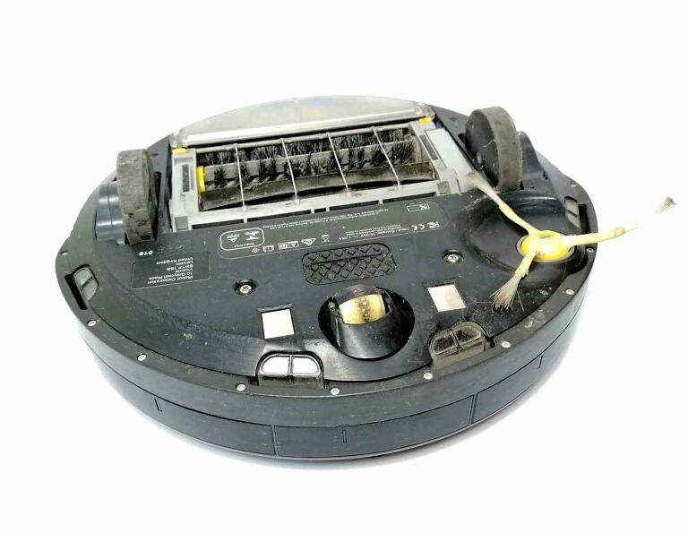 INTELIGENTNY ODKURZACZ IROBOT ROOMBA 616
