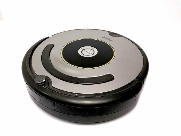 INTELIGENTNY ODKURZACZ IROBOT ROOMBA 616