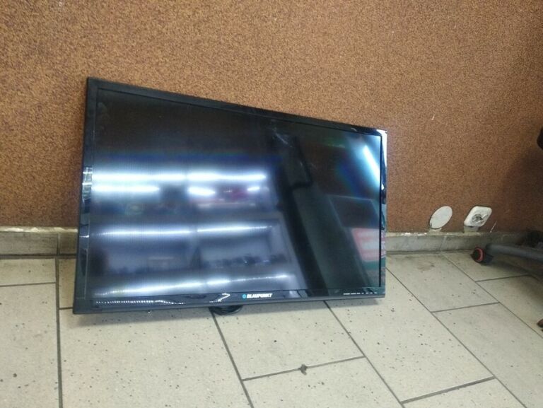 TELEWIZOR BLAUPUNKT LED TV 720P- BRAK PODSTAWKI