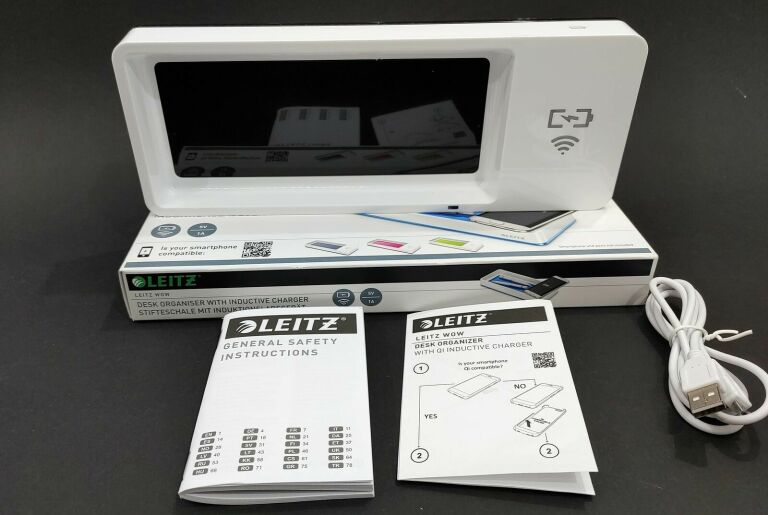 PRZYBORNIK NA BIURKO Z ŁADOWARKĄ INDUKCYJNĄ LEITZ