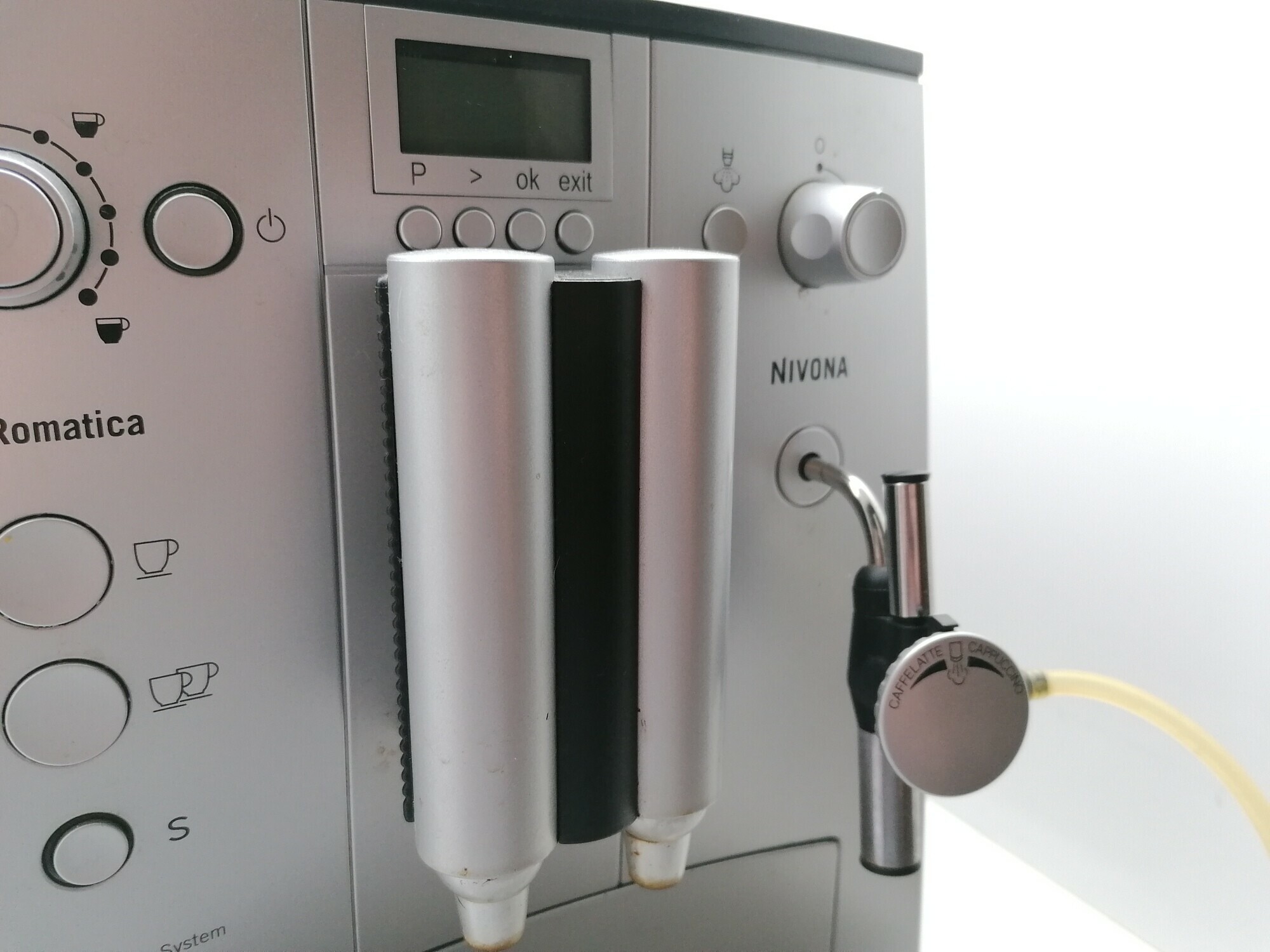 ekspres-do-kawy-nivona-typ-661-kolor-dominujacy-srebrnyszary