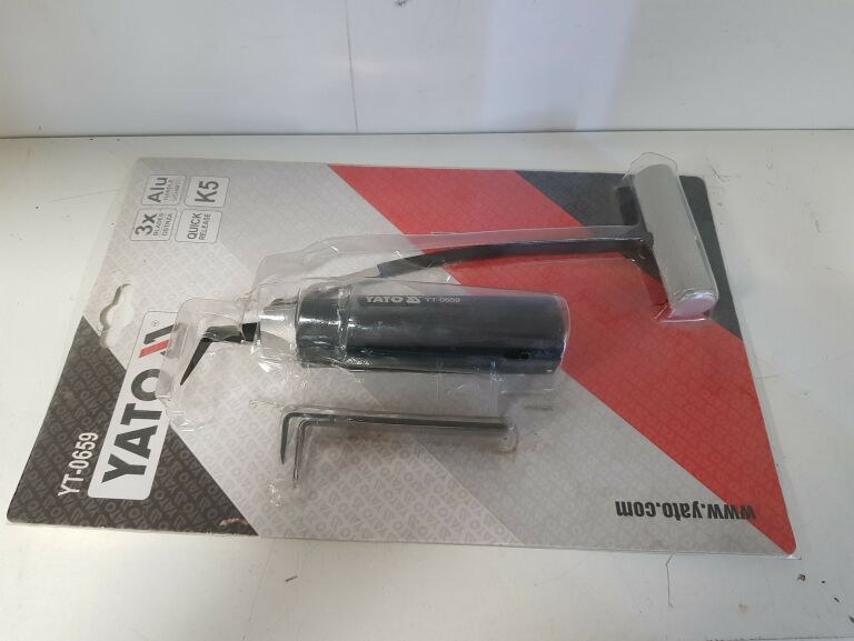 NÓŻ DO WYCINANIA SZYB YATO YT-0659