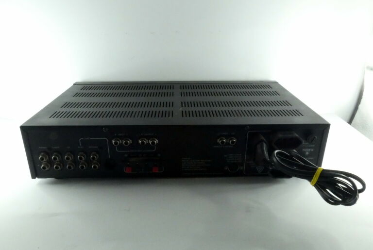 WZMACNIACZ UNITRA DIORA WS 502
