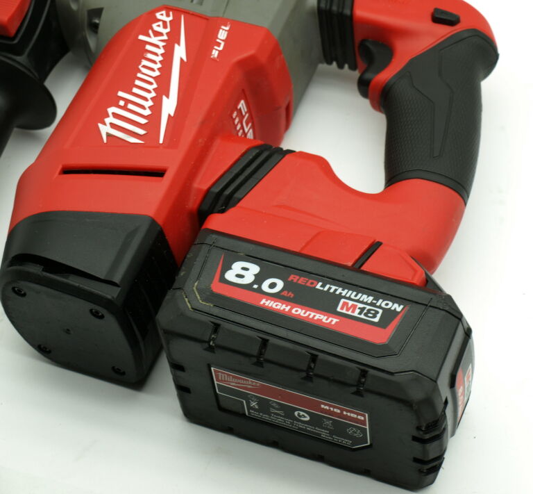 MŁOT SDS-PLUS MILWAUKEE M18CHPX-902X