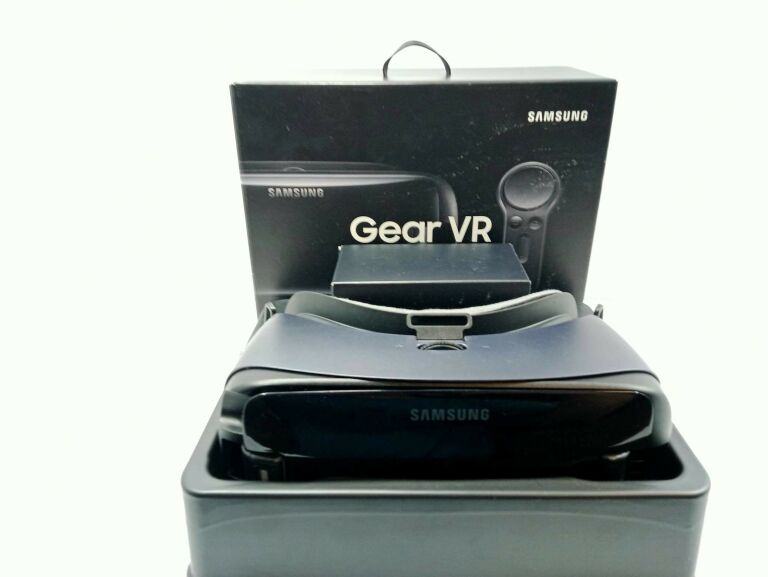 SAMSUNG GEAR VR 4 SM-325 Z KONTROLEREM