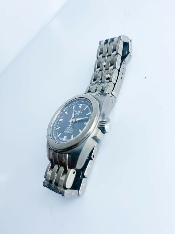 ZEGAREK TISSOT T008010A TYTANOWY