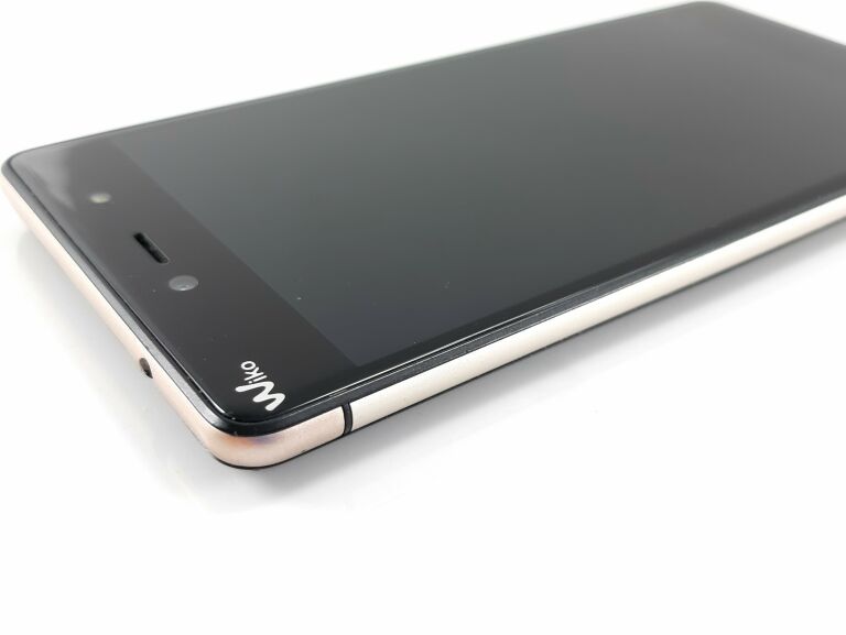 TELEFON WIKO FEVER 4G DUAL SIM USZKODZONY
