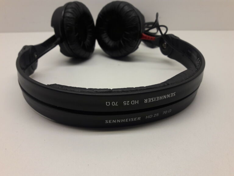 SŁUCHAWKI PRZEWODOWE SENNHEISER HD 25 II
