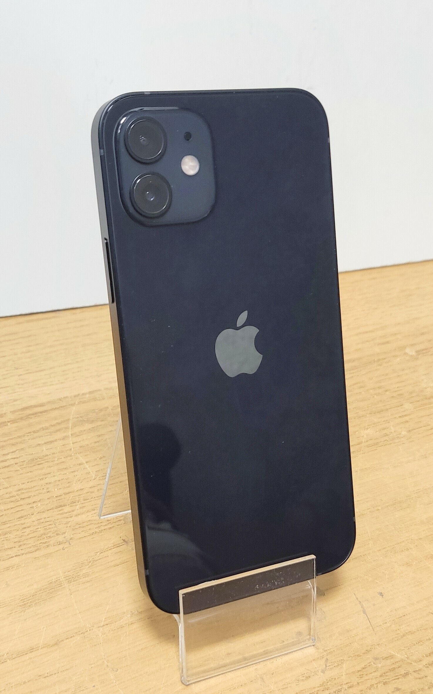 telefon-iphone-12-128gb-komplet-simlock-tmobile-system-operacyjny-ios