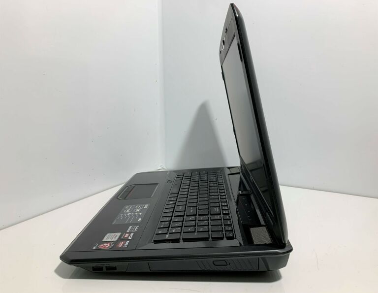 MSI GX70 AMD A10/12GB/HD 8650G+HD8970M/1TB HDD+SS