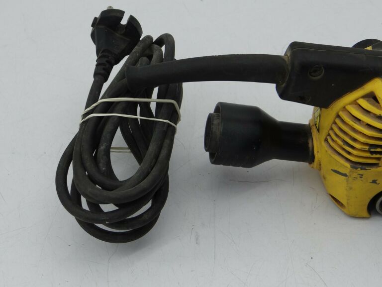 SZLIFIERKA TAŚMOWA DEWALT D26480 -QS