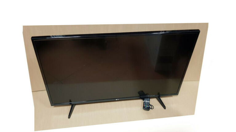 TELEWIZOR LG 43LH570V Z PILOTEM