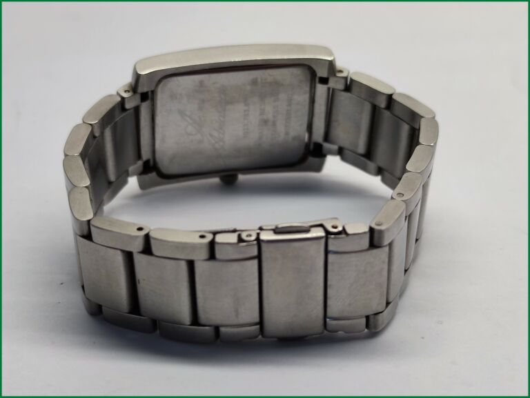 zegarek-adriatica-10337636-mechanizm-kwarcowy