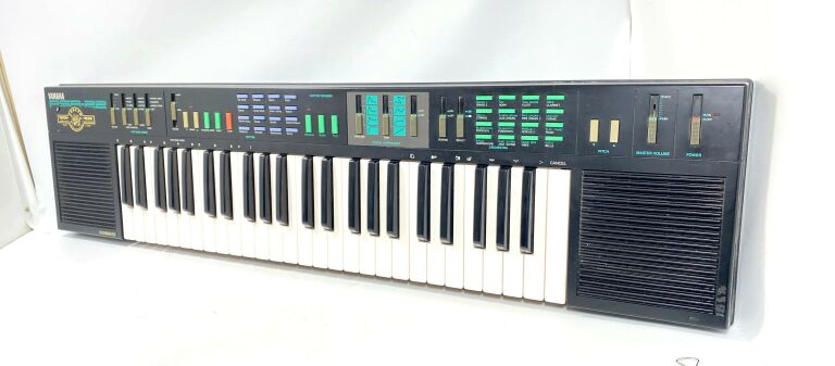 SYNTEZATOR KEYBOARD YAMAHA PSR-22 KLAWISZE ORGANY