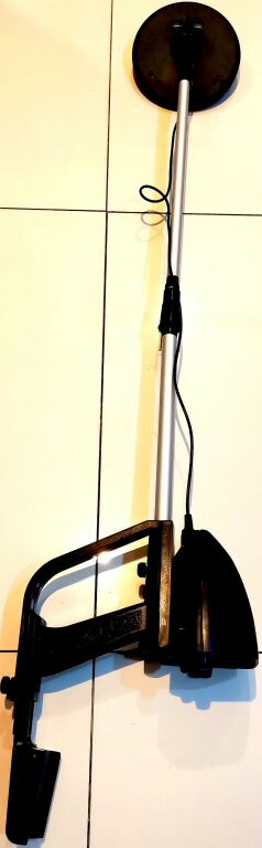 wykrywacz-metali-tracer-m-ray-912-opis-model-m-ray-912