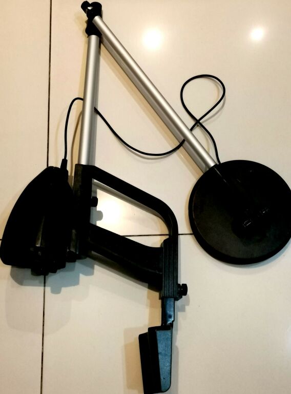 wykrywacz-metali-tracer-m-ray-912-opis-ean-0002105200071