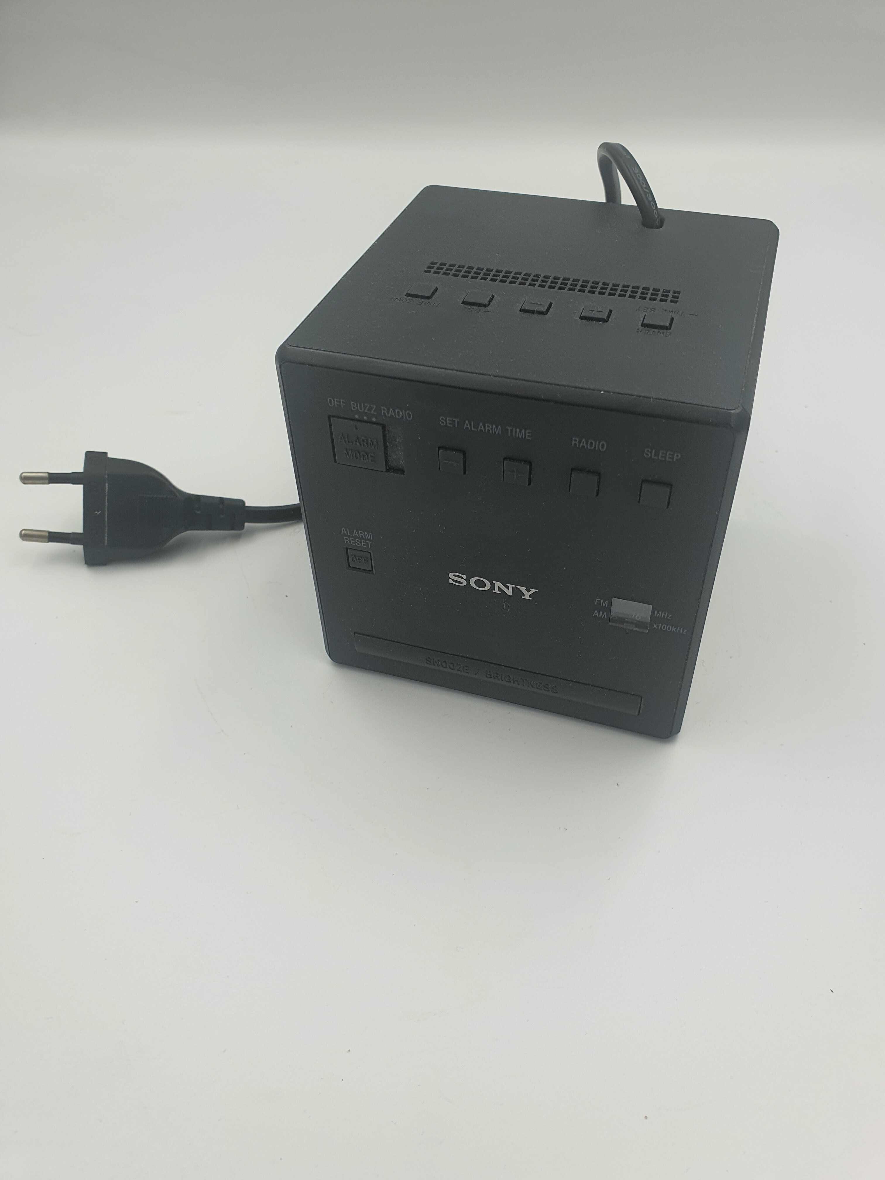 radiobudzik-sony-icf-c1-polecamy-stan-uzywany