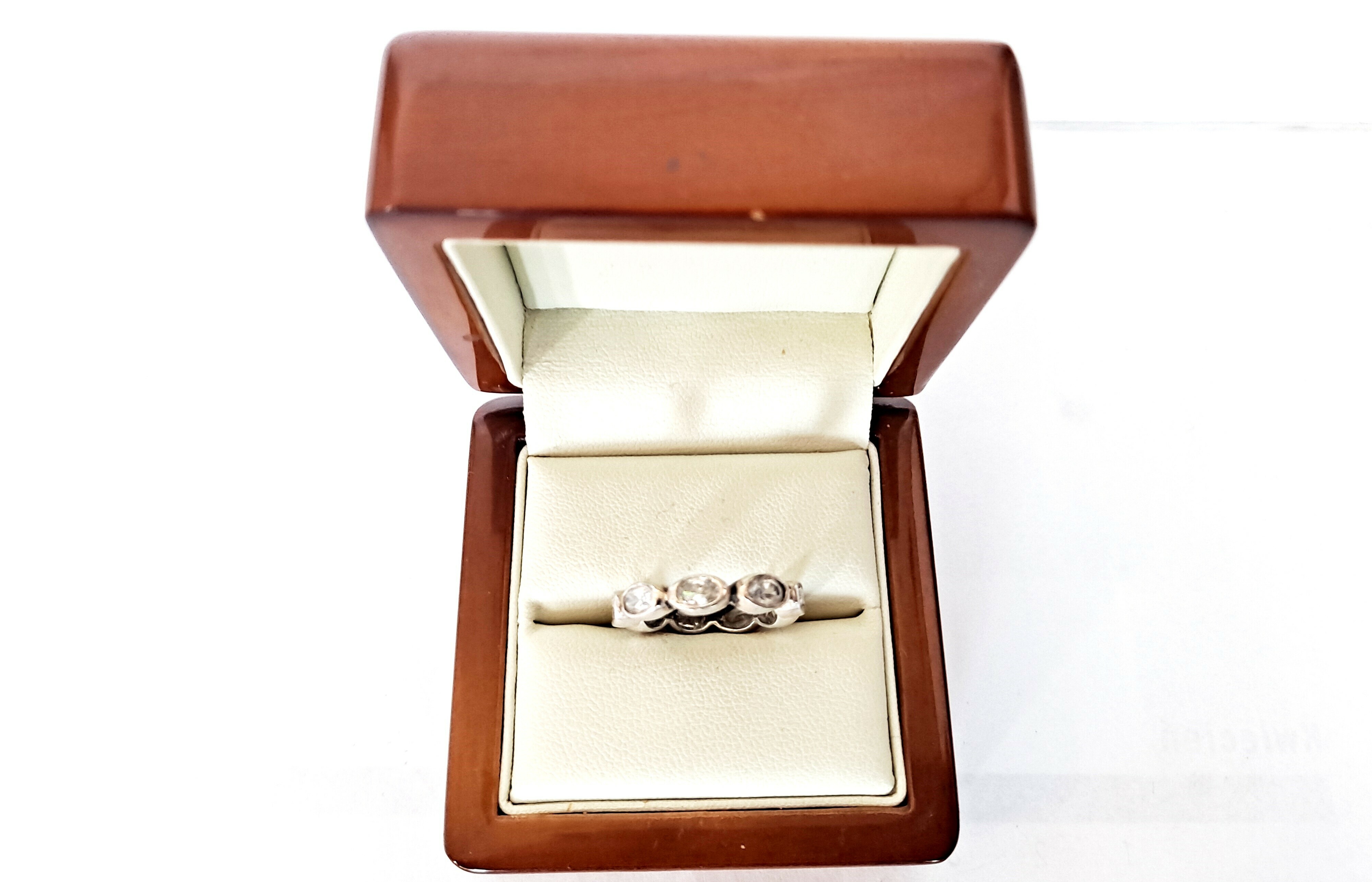 pierscionek-marka-inna-marka