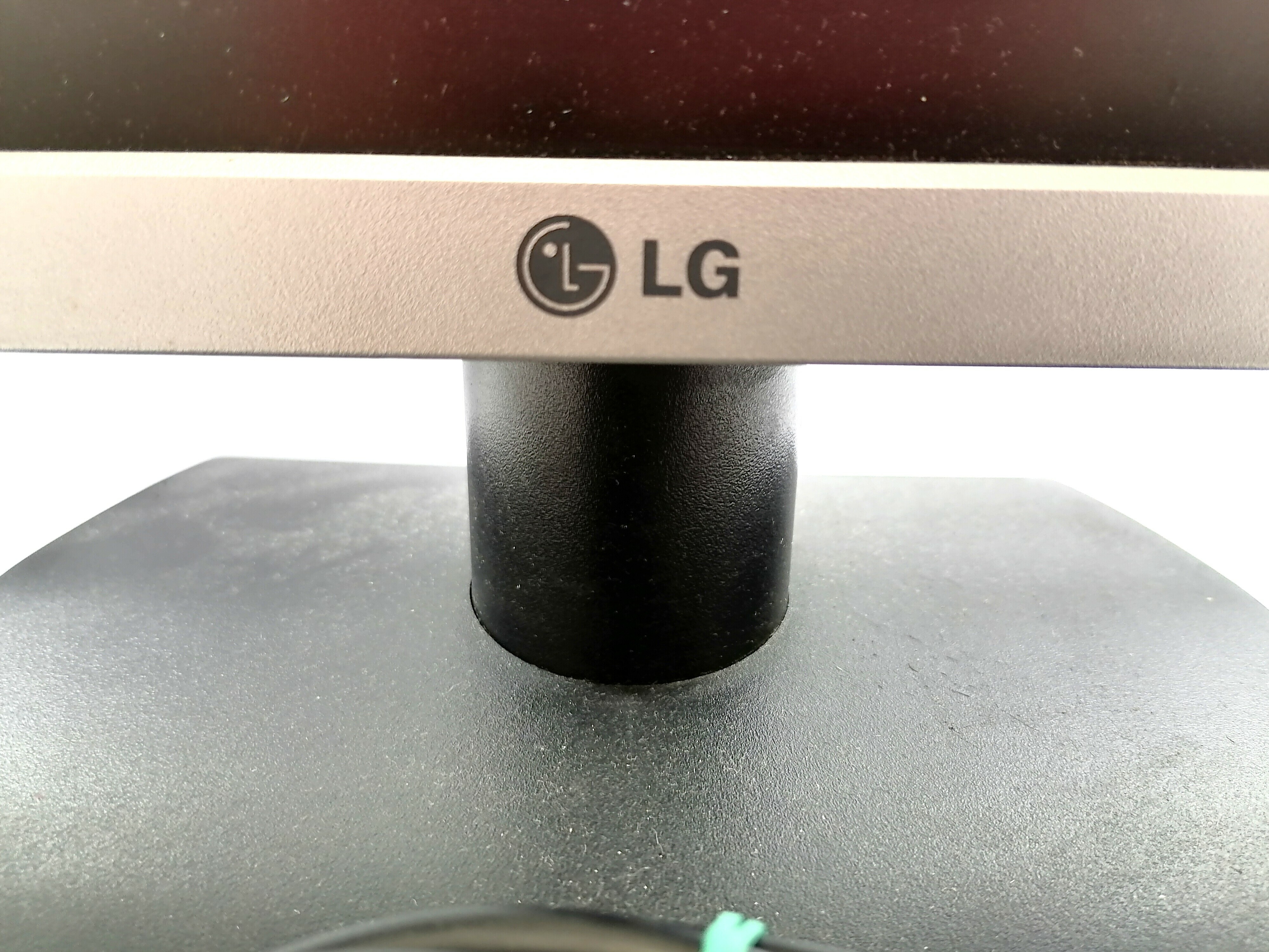 lg-flatron-l1919s-sf-stan-uzywany