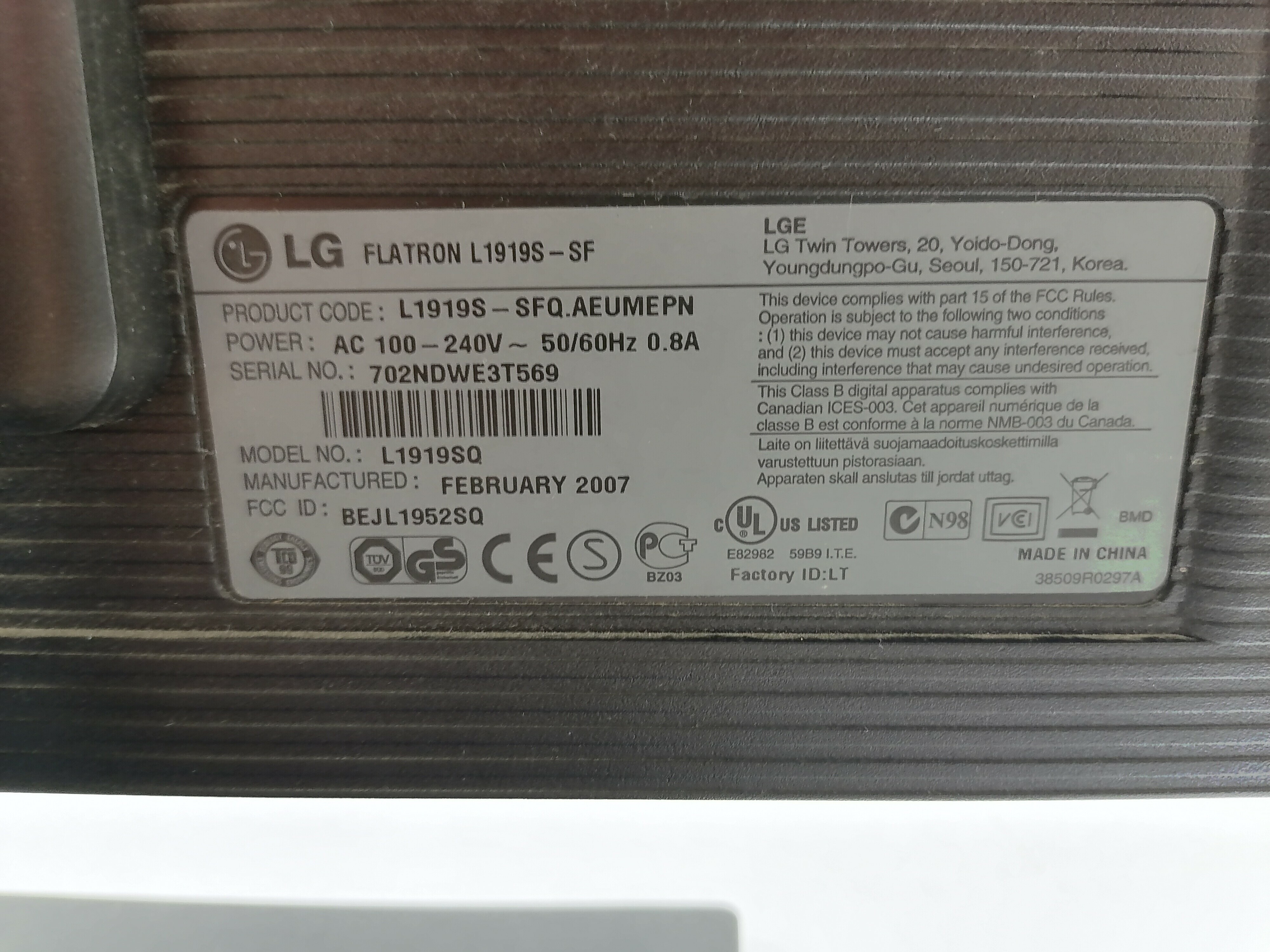 lg-flatron-l1919s-sf-model-flatron-l1919s