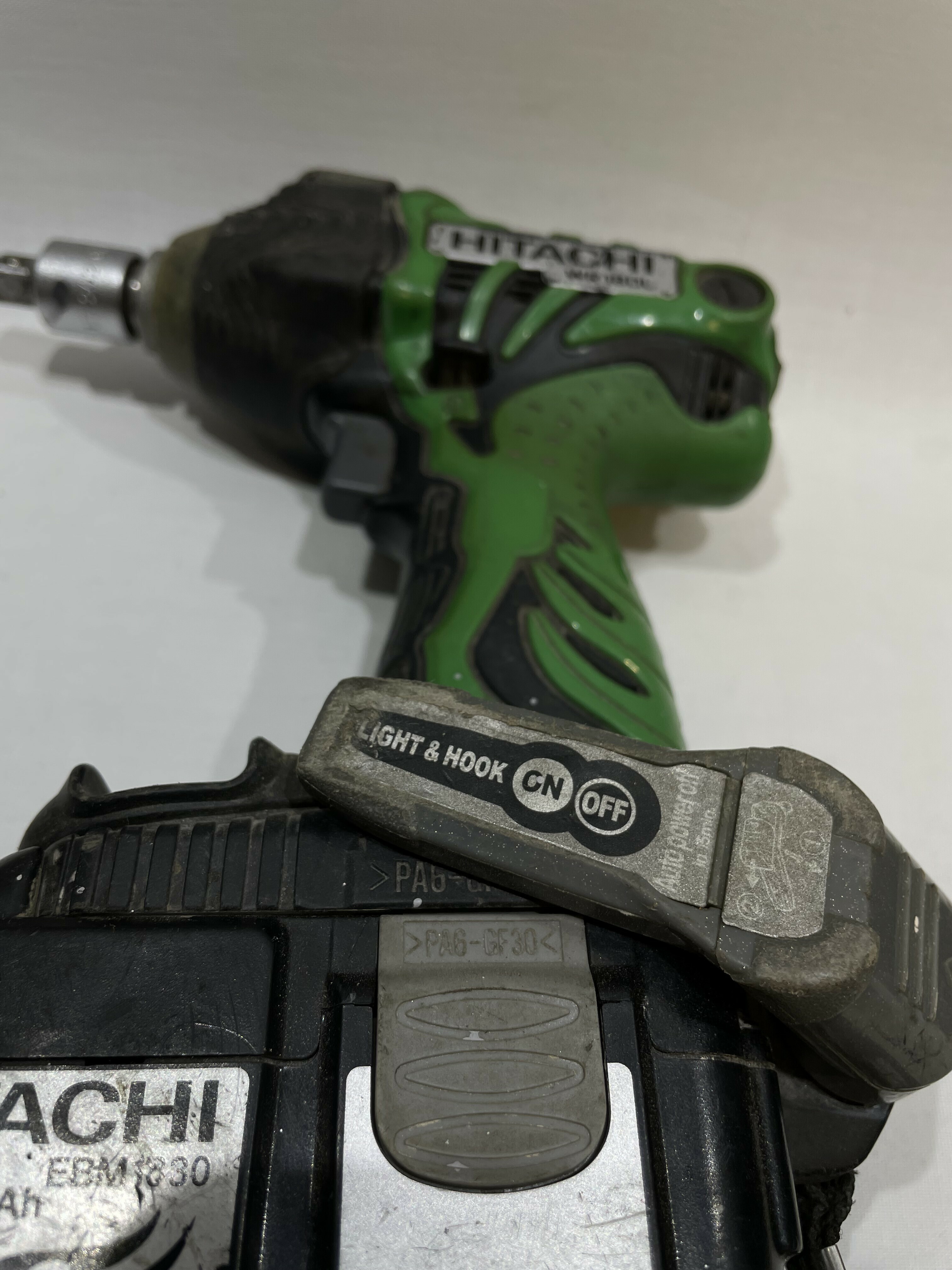 klucz-udarowy-hitachi-wr18dl-18v-marka-hitachi