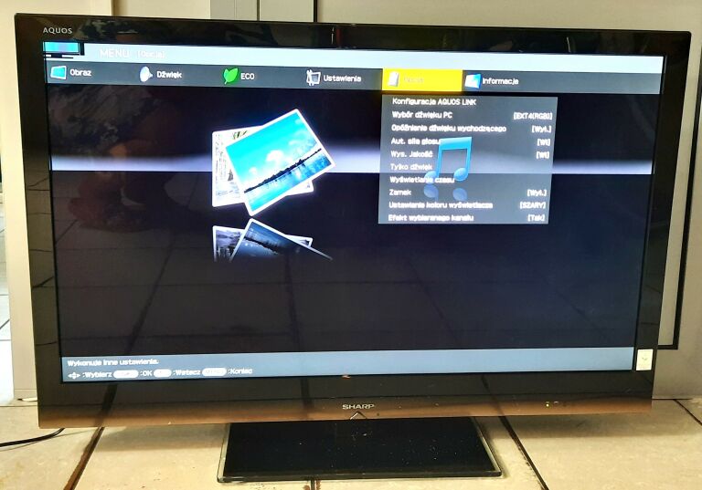 TELEWIZOR SHARP AQUOS LC40LX705E (OPIS)