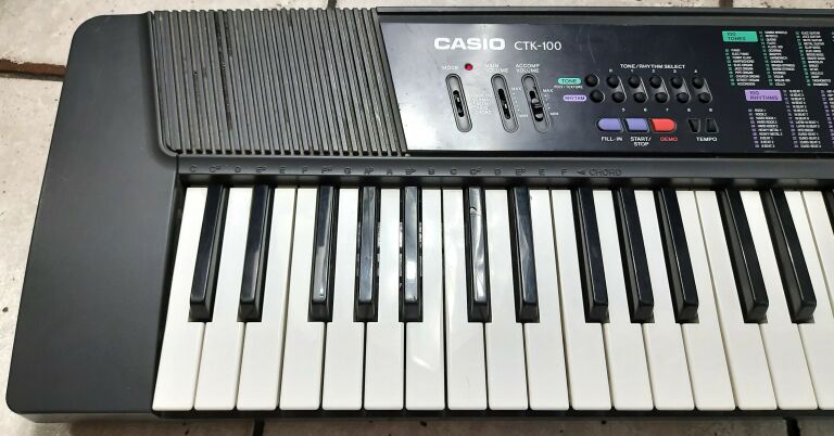KEYBOARD CASIO CTK-100 (BEZ ZASILACZA)