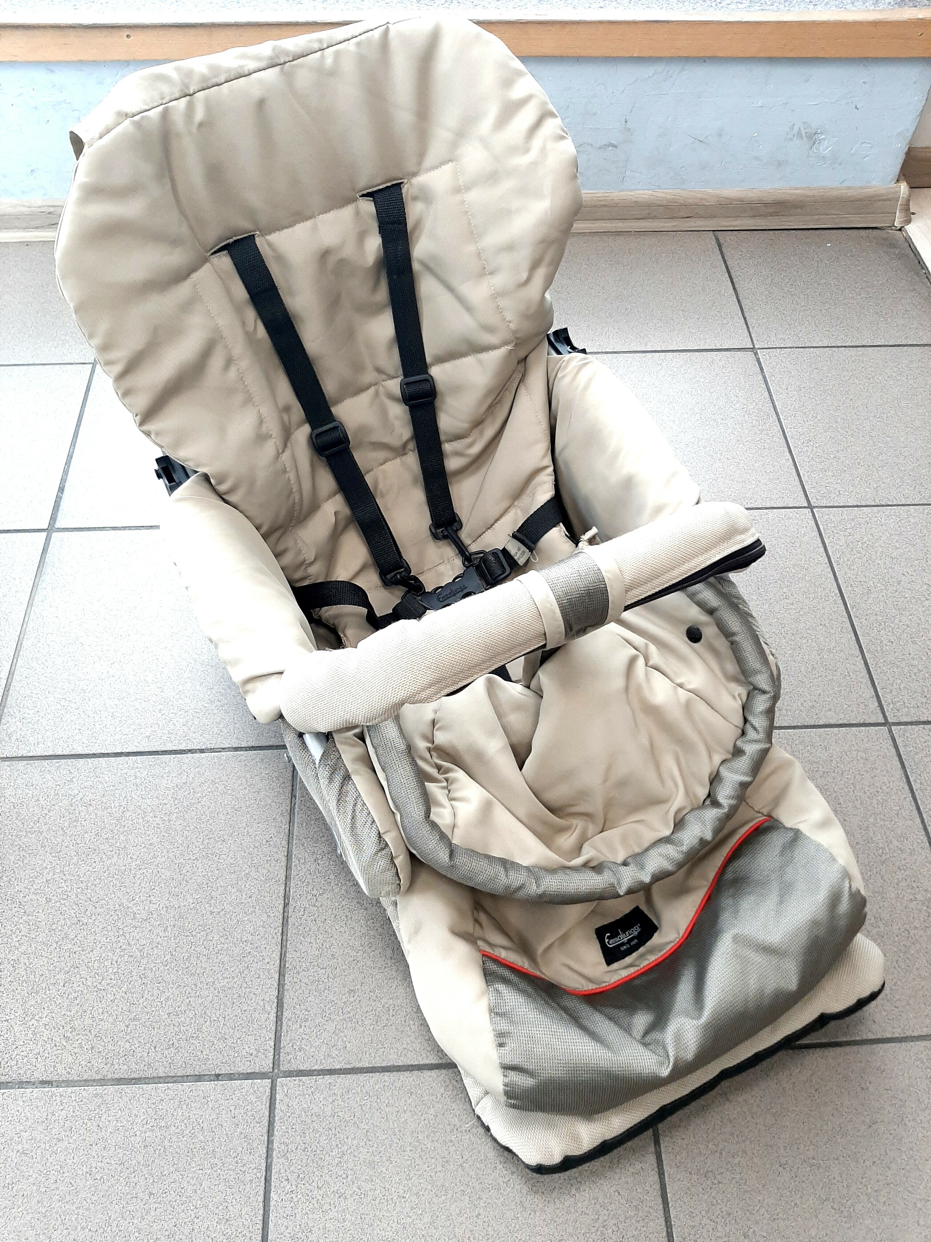 wozek-emmaljunga-2w1-smart-duo-combi-akcesoria-kolor-odcienie-brazu-i-bezu