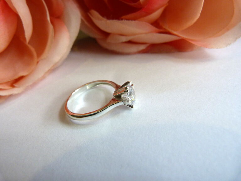 boski-srebrny-pierscionek-z-kamieniem-218g-925-zamkowa-19-wegorzewo