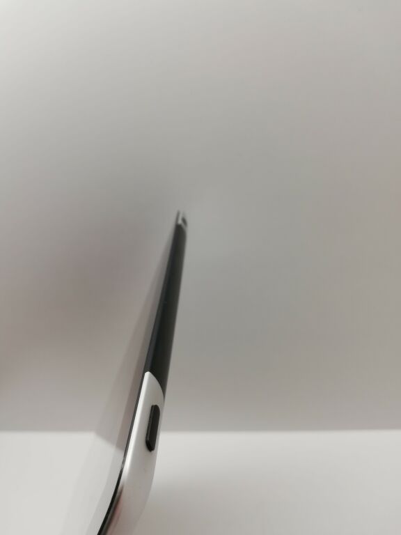 APPLE IPAD 2 WI-FI+3G 64GB 512 MB 9.7 IOS 3G A139