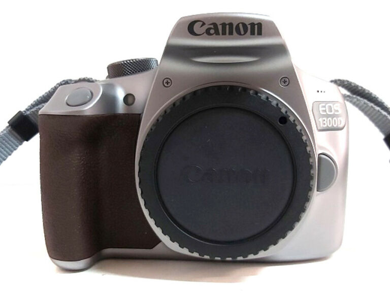 APARAT CANON EOS 1300D WIFI NFC EFS 18-55 III KIT