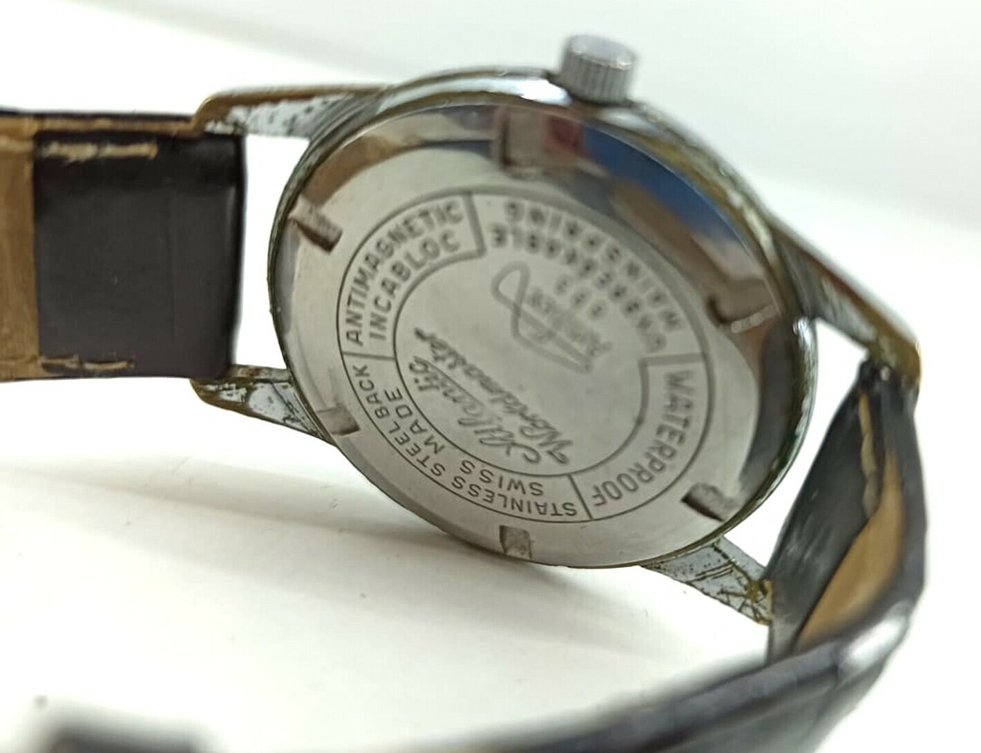 zegarek-atlantic-worldmaster-prima-plec-produkt-meski