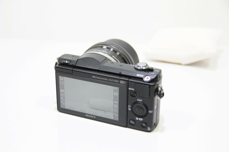 APARAT SONY ALPHA A5000