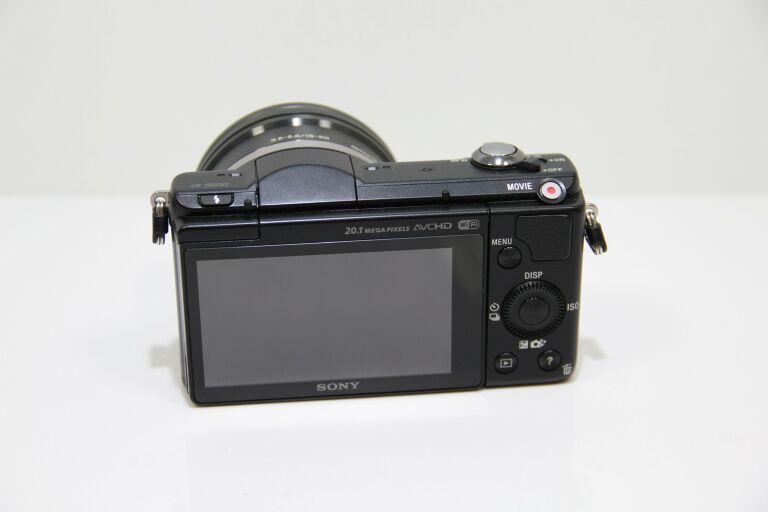 APARAT SONY ALPHA A5000