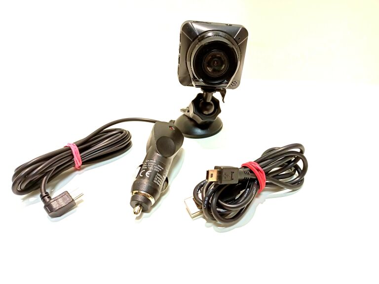 KAMERA SAMOCHODOWA NAVITEL R200 NV