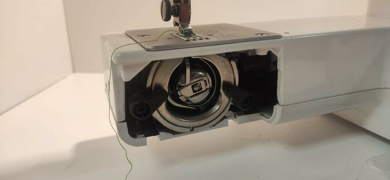 maszyna-do-szycia-lucznik-340-fa-opis-stan-uzywany