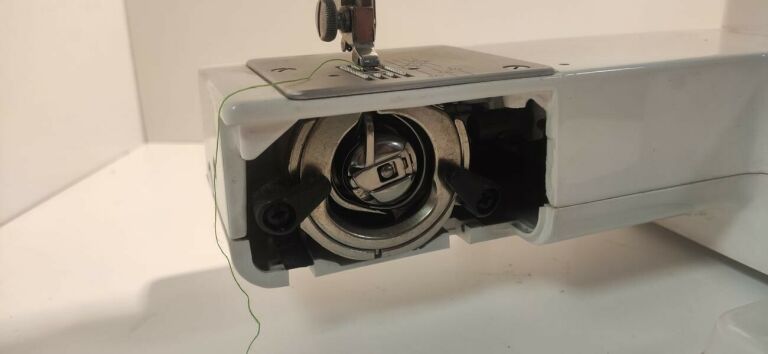 maszyna-do-szycia-lucznik-340-fa-opis-stan-uzywany