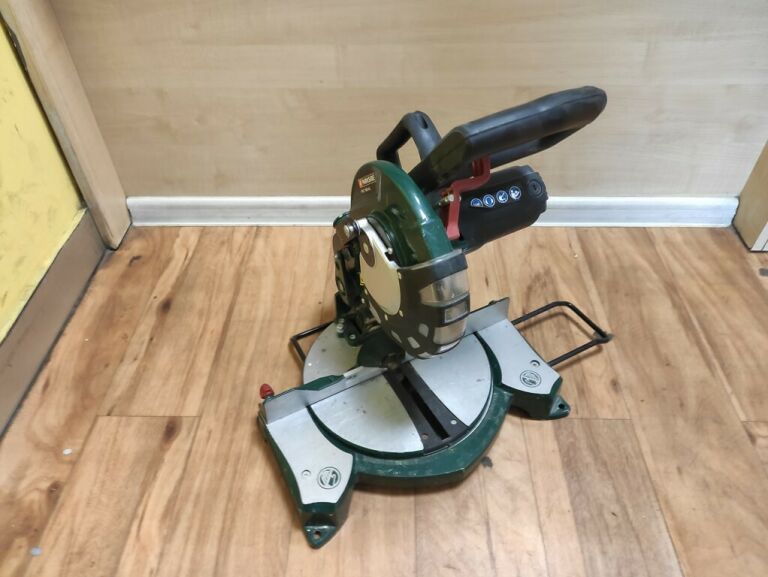 pila-ukosna-parkside-pks-1500-a2-marka-parkside