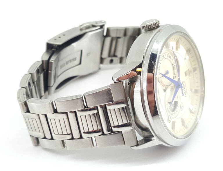 ORIENT AUTOMATIC SUN & MOON FET0P003W0