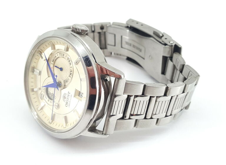 ORIENT AUTOMATIC SUN & MOON FET0P003W0