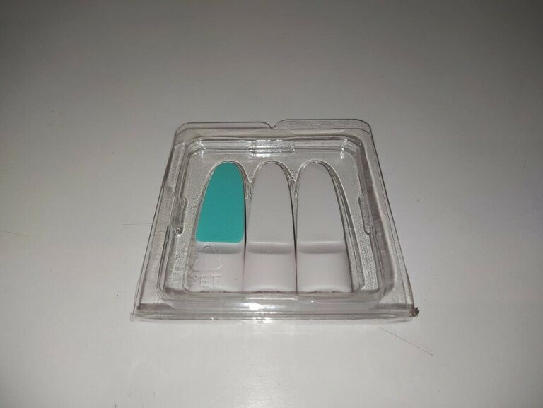 frezarka-do-paznokci-remington-man1001-zasilanie-bateryjne