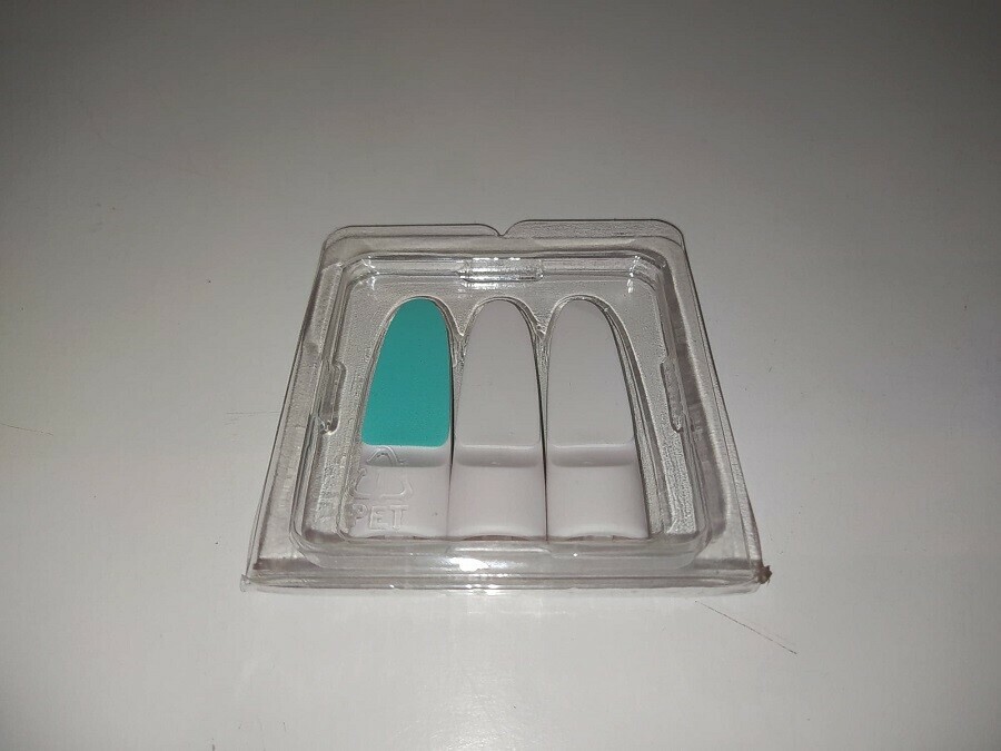 frezarka-do-paznokci-remington-man1001-zasilanie-bateryjne