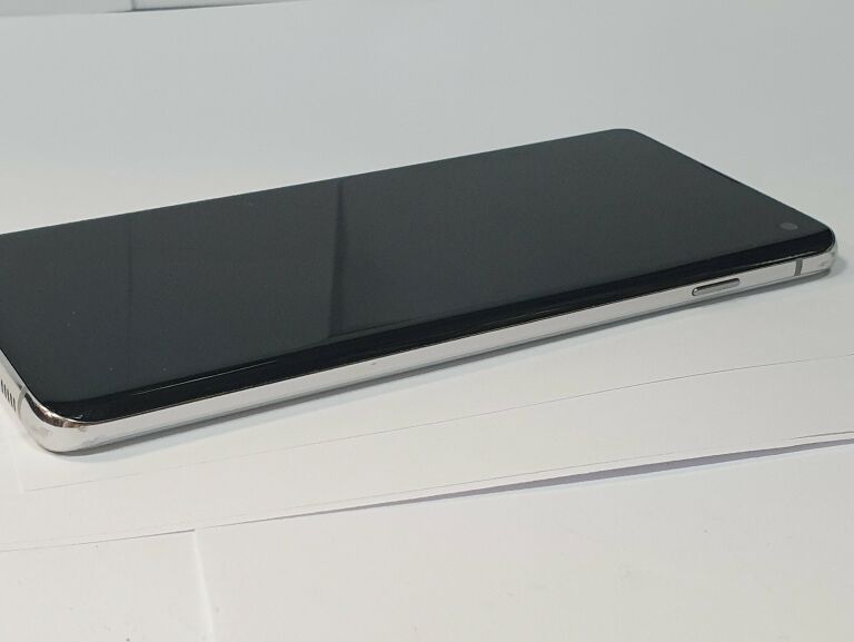 SAMSUNG GALAXY S10 128 GB