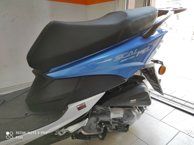 skuter-bartone-scalpel-uwaga-odbior-osobisty-pojemnosc-silnika-50