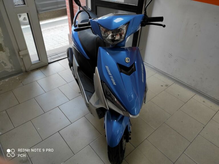 skuter-bartone-scalpel-uwaga-odbior-osobisty-stan-uzywany