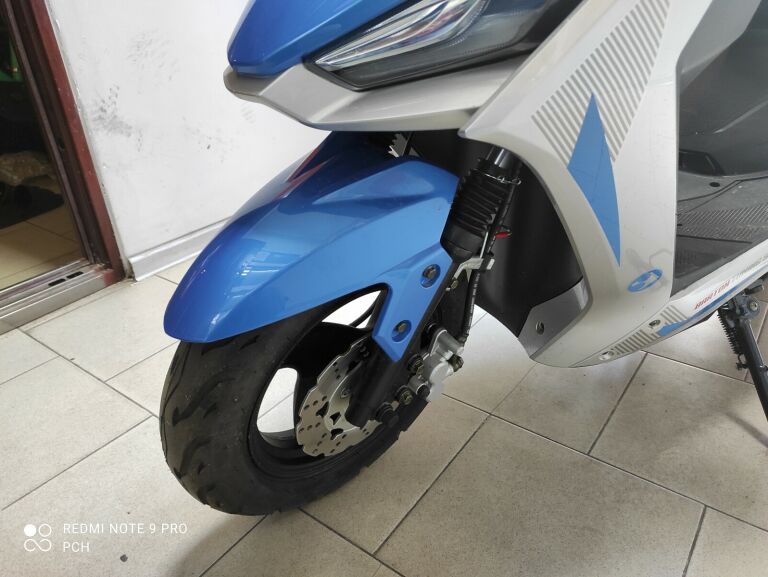 skuter-bartone-scalpel-uwaga-odbior-osobisty-numer-vin-lydncb303l1201283